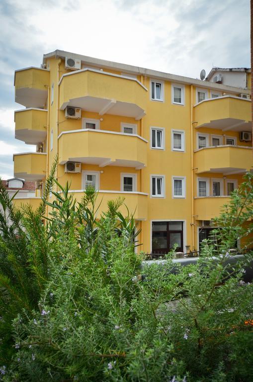 Apartament Alexandra *